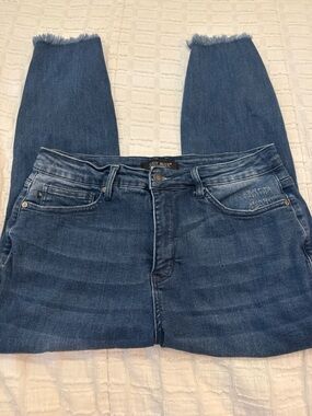 Judy Blue Jeans 14W High Rise Skinny Raw Hem Cropped Stretch Denim